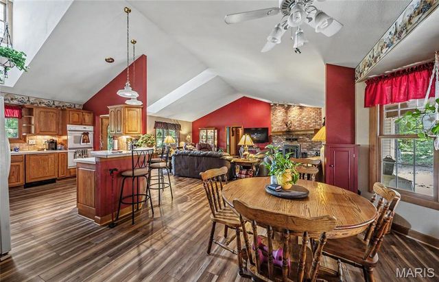 1819 Madison 234, Fredericktown, MO 63645