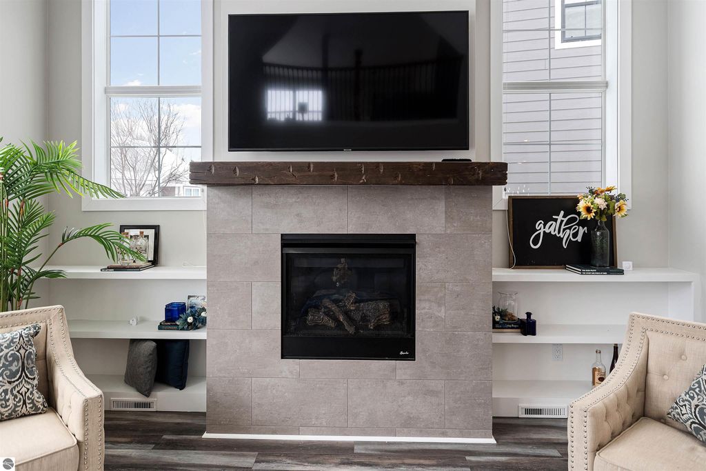 Image 12 of property listing at 11613 Whittington Street # 3, Traverse City, MI 49684