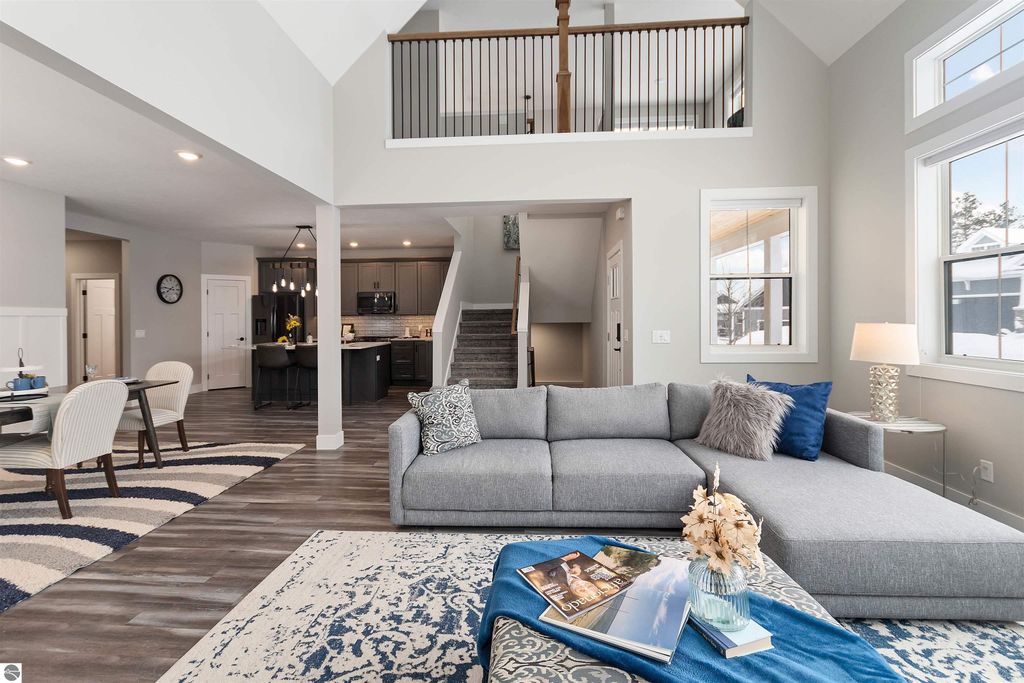 Image 14 of property listing at 11613 Whittington Street # 3, Traverse City, MI 49684