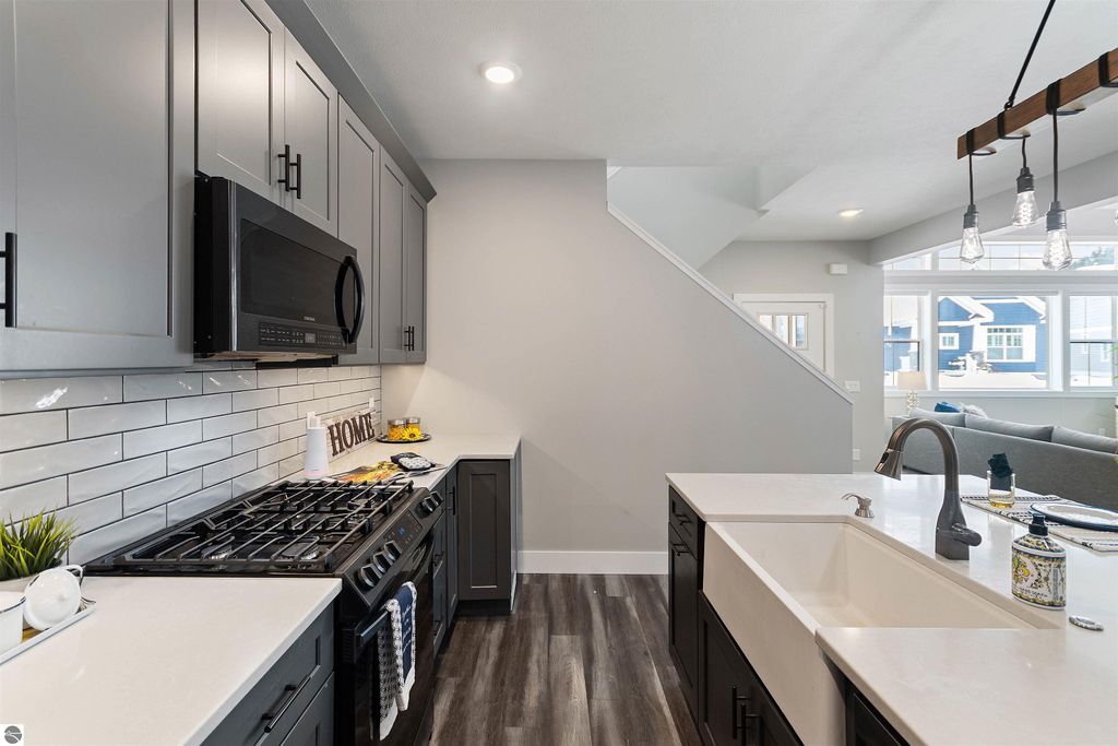 Image 17 of property listing at 11613 Whittington Street # 3, Traverse City, MI 49684