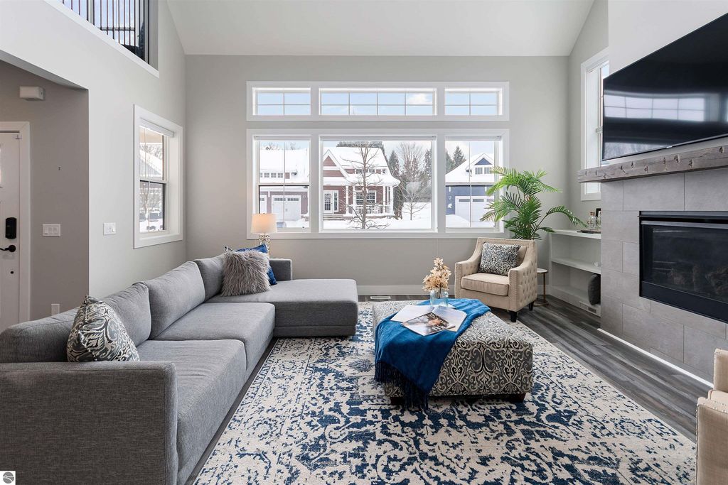 Image 9 of property listing at 11613 Whittington Street # 3, Traverse City, MI 49684