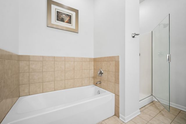 152 Dawson Drive 19, Elgin, IL 60120