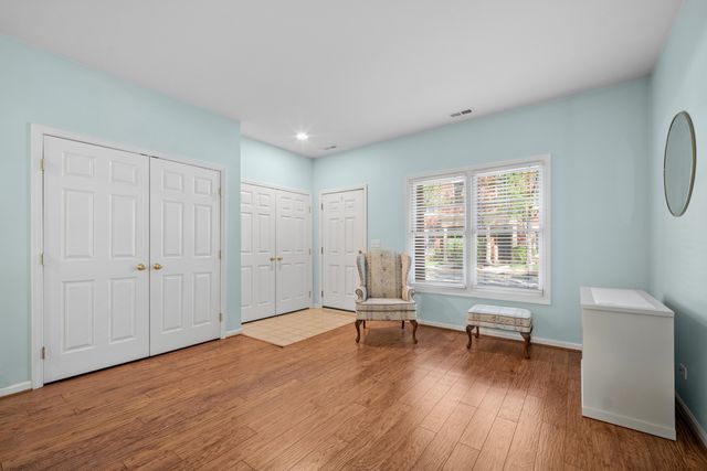 152 Dawson Drive 19, Elgin, IL 60120