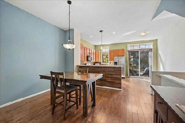 152 Dawson Drive 19, Elgin, IL 60120