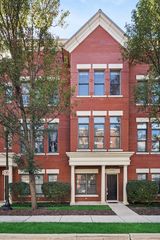152 Dawson Drive 19, Elgin, IL 60120