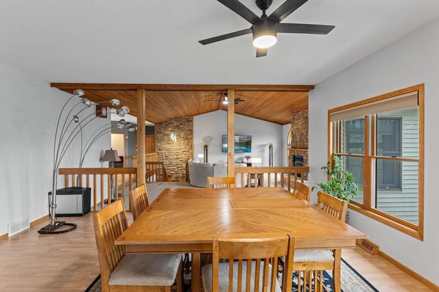 S4362 Fox Hill Circle, Baraboo, WI 53913