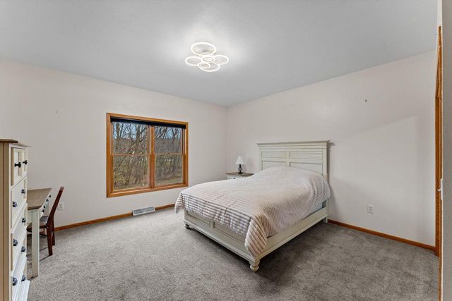 S4362 Fox Hill Circle, Baraboo, WI 53913