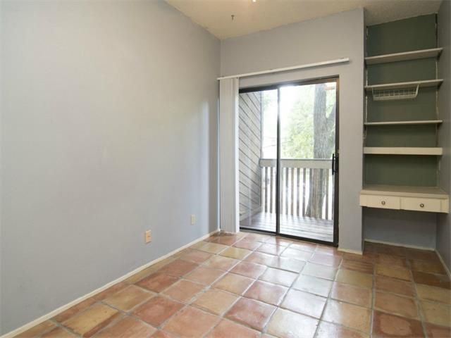 612 Park PL 205, Austin, TX 78705