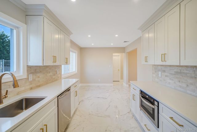 12 Chelmsford Drive, Wheatley Heights, NY 11798