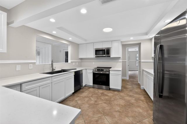 4570 HIDDEN RIVER ROAD, Sarasota, FL 34240