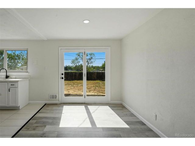 3137 Ursula St, Aurora, CO 80011