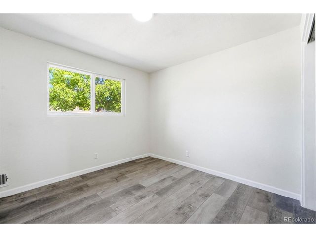 3137 Ursula St, Aurora, CO 80011