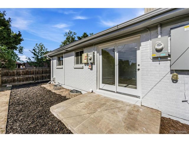 3137 Ursula St, Aurora, CO 80011