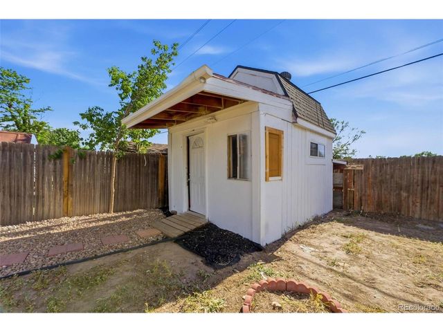 3137 Ursula St, Aurora, CO 80011