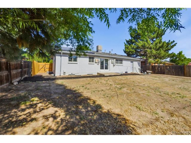 3137 Ursula St, Aurora, CO 80011