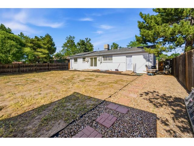 3137 Ursula St, Aurora, CO 80011