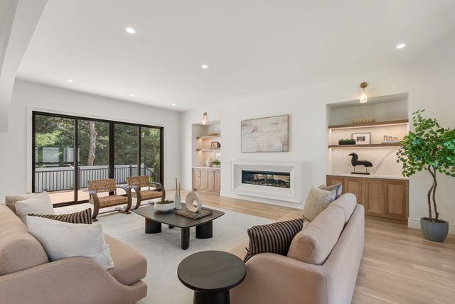 184 Brookline St, Needham, MA 02492
