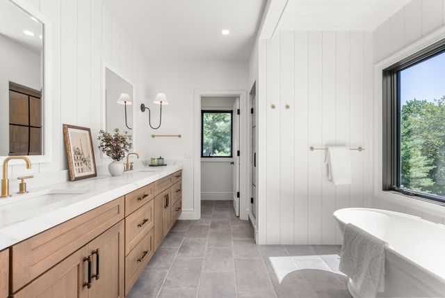 184 Brookline St, Needham, MA 02492