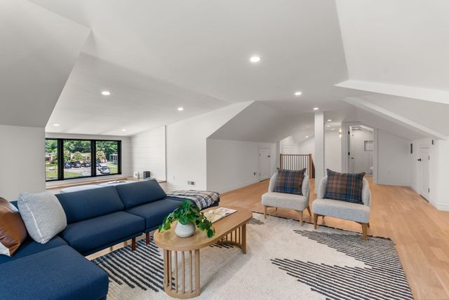 184 Brookline St, Needham, MA 02492