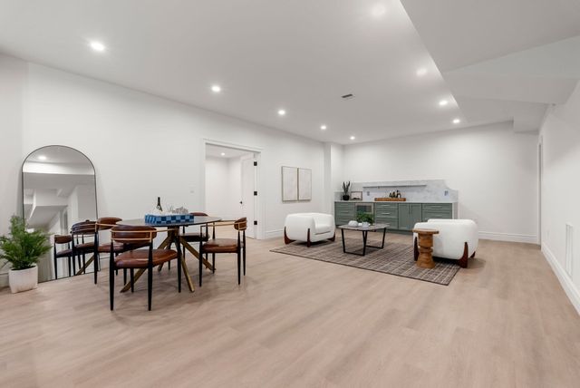 184 Brookline St, Needham, MA 02492