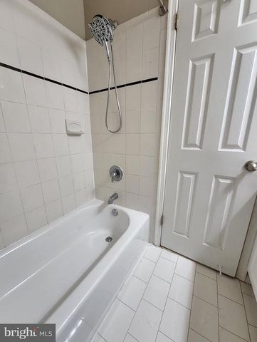 406 DENNING CT, Warrenton, VA 20186