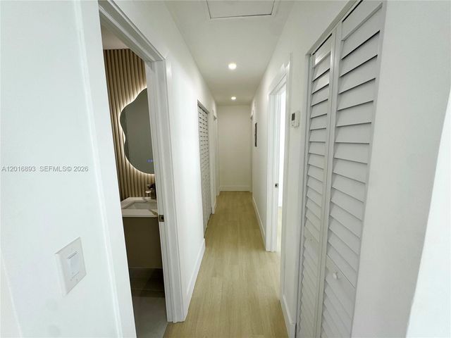2250 NW 170th St, Miami Gardens, FL 33056