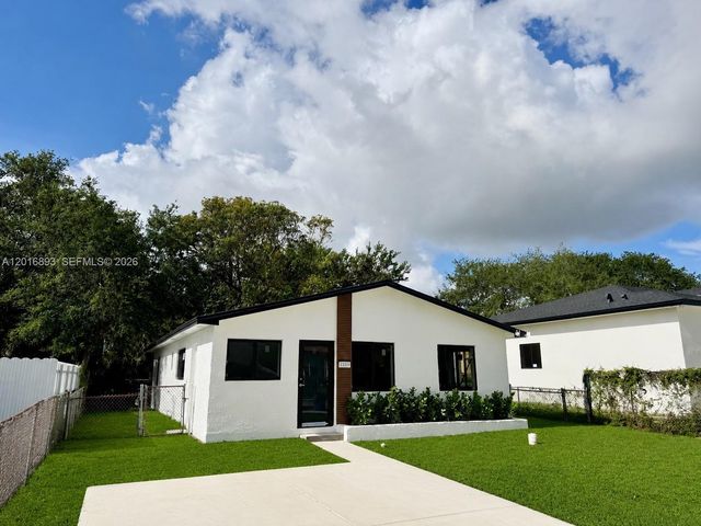 2250 NW 170th St, Miami Gardens, FL 33056
