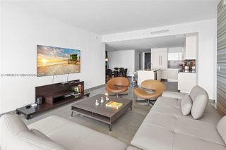 68 SE 6th St 3703, Miami, FL 33131