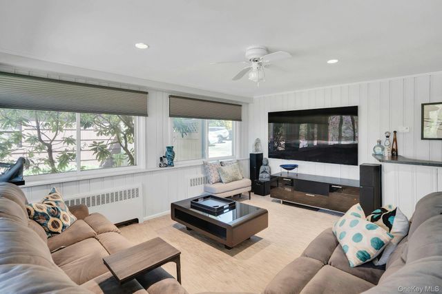 21 Ground Pine Court, Dix Hills, NY 11746