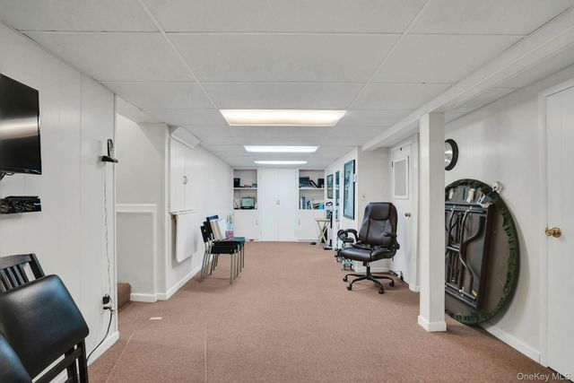 21 Ground Pine Court, Dix Hills, NY 11746