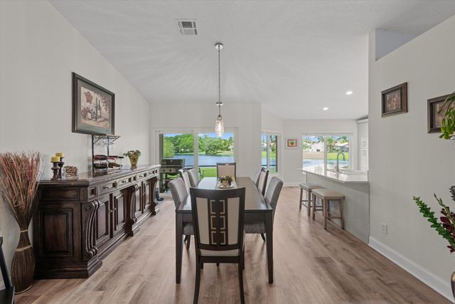 1631 Lakefield North Court, Wellington, FL 33414