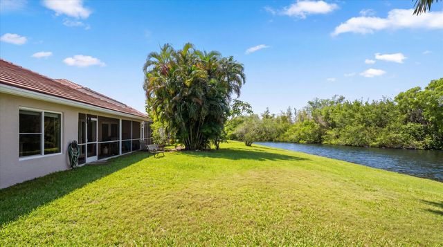 1631 Lakefield North Court, Wellington, FL 33414
