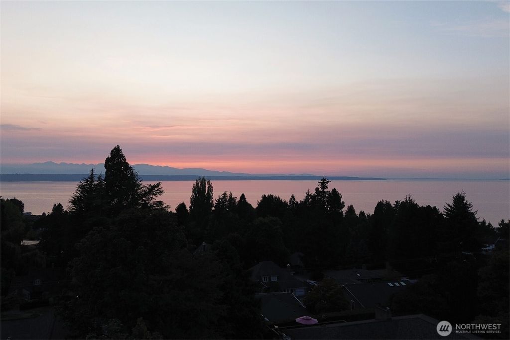 192 XX Olympic View Drive, Edmonds, WA 98020