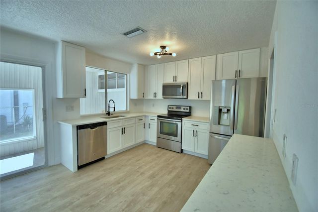 138 WHITTIER LANE, Winter Haven, FL 33884