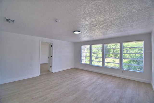 138 WHITTIER LANE, Winter Haven, FL 33884