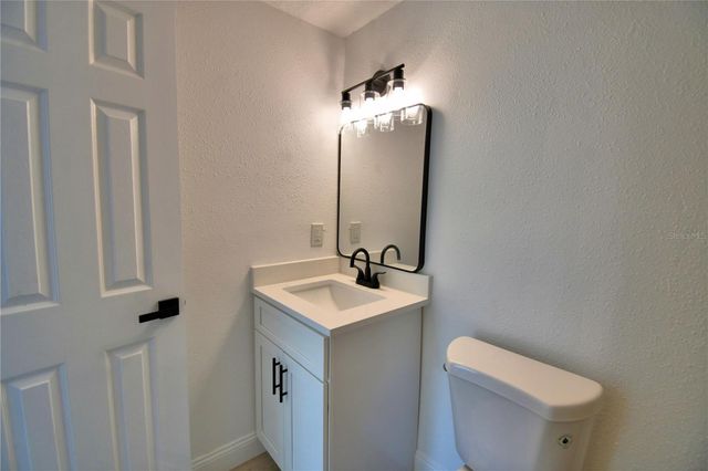 138 WHITTIER LANE, Winter Haven, FL 33884