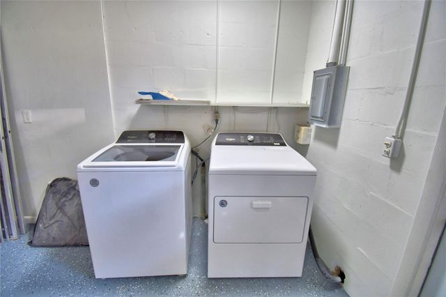 138 WHITTIER LANE, Winter Haven, FL 33884