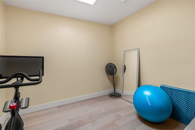3112 Vista Sandia, Santa Fe, NM 87506