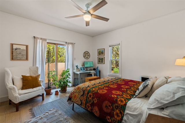 3112 Vista Sandia, Santa Fe, NM 87506