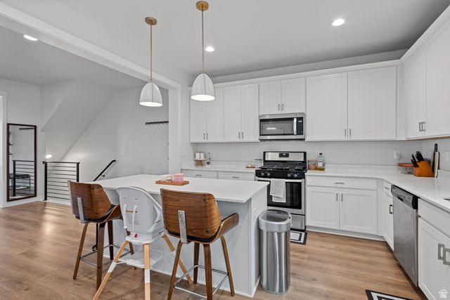 11332 S SANDBANK WAY, South Jordan, UT 84009