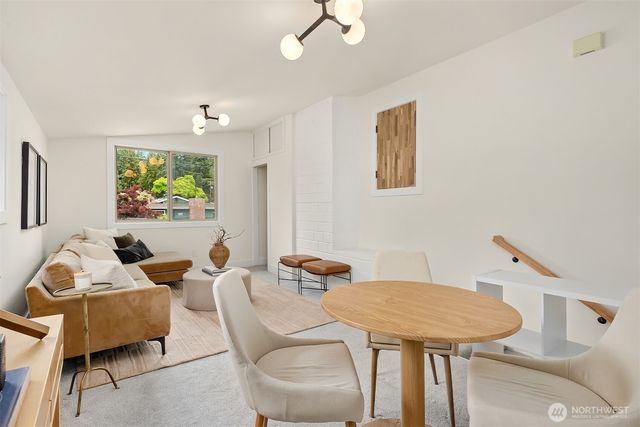 24306 106th Place W, Edmonds, WA 98020