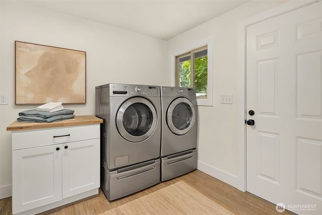 24306 106th Place W, Edmonds, WA 98020
