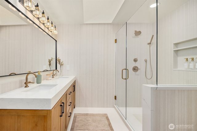 24306 106th Place W, Edmonds, WA 98020