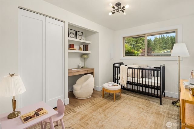 24306 106th Place W, Edmonds, WA 98020