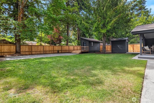 24306 106th Place W, Edmonds, WA 98020