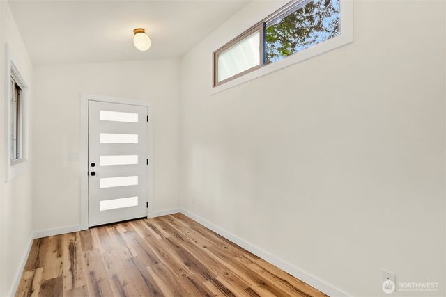 24306 106th Place W, Edmonds, WA 98020