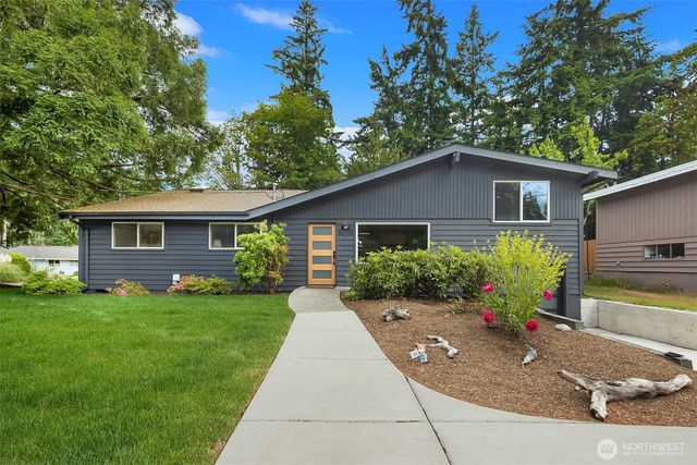 24306 106th Place W, Edmonds, WA 98020
