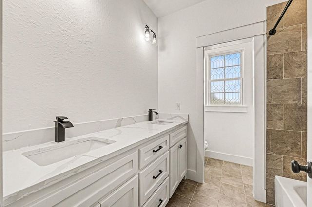 444 Mill Road, Angleton, TX 77515