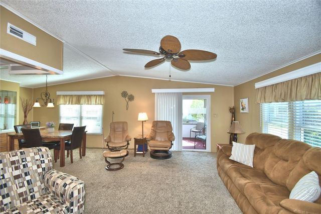 4901 COLONNADES CIRCLE E, Lakeland, FL 33811