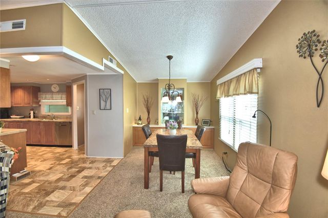 4901 COLONNADES CIRCLE E, Lakeland, FL 33811